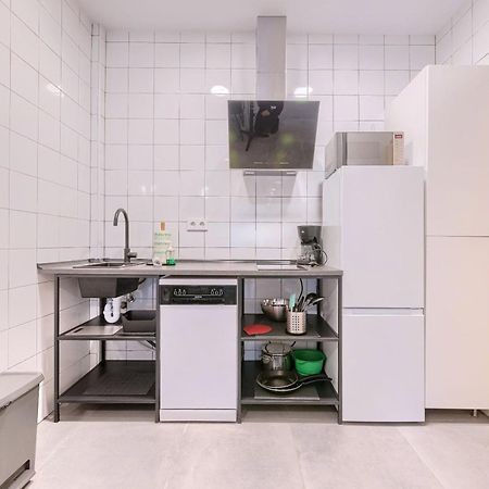 Apartamentos Basarrate Self Check In Билбао Екстериор снимка