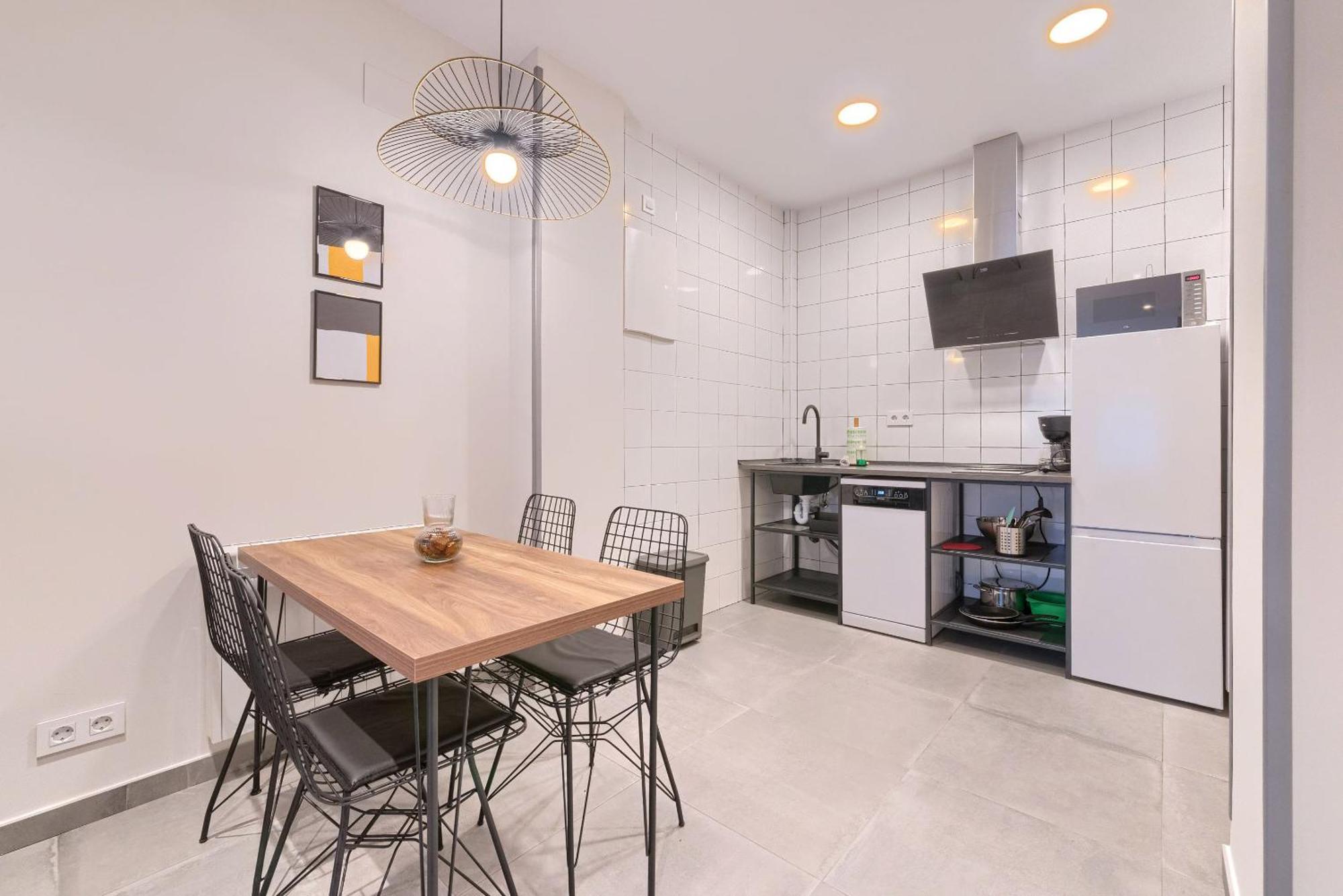 Apartamentos Basarrate Self Check In Билбао Екстериор снимка